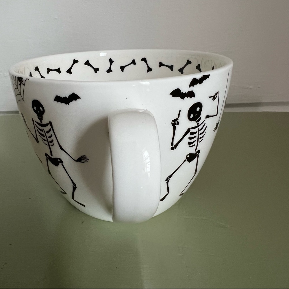 Portobello by Design Happy Haunting Dancing Skeletons 20oz Tea Coffee Mug Cup - Picture 4 of 9
